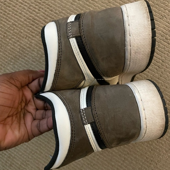 Air Jordan 1 Retro High OG Dark Mocha GS 6.5 575441-105 - Picture 7 of 14